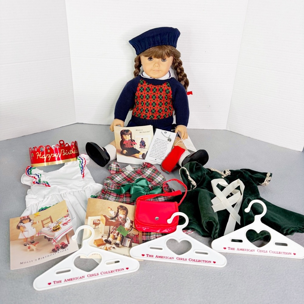 AMERICAN GIRL PLEASANT COMPANY DOLL MOLLY MCINTIRE BOX 3 OUTFITS ACCESSORIES